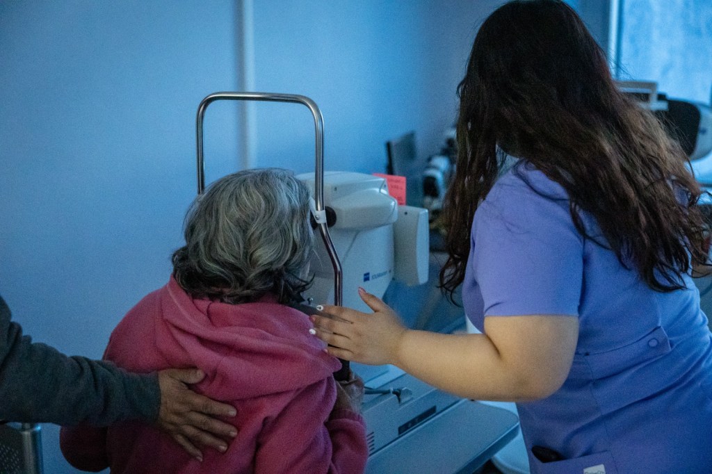 IMPULSA DIF GUADALUPE SALUD VISUAL DE ADULTOS&nbsp;MAYORES