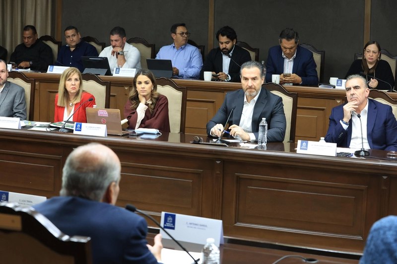 ANALIZAN AUTORIDADES MUNICIPALES Y VECINOS MEJORAS A LA MOVILIDAD EN EL&nbsp;HUAJUCO