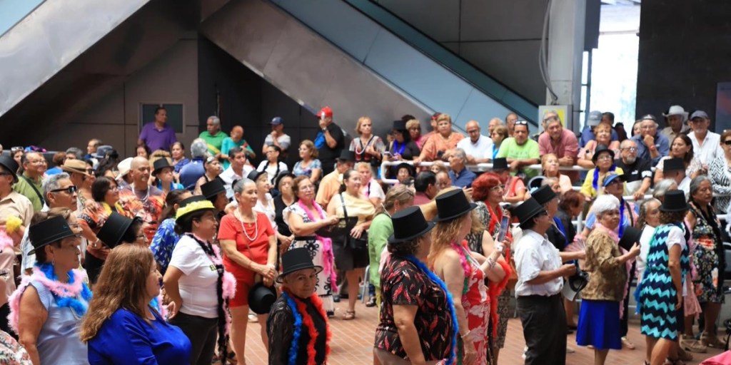  FESTEJA MONTERREY A LOS ABUELOS CON MÚSICA DE LA GRAN ORQUESTA DE LA&nbsp;CIUDAD