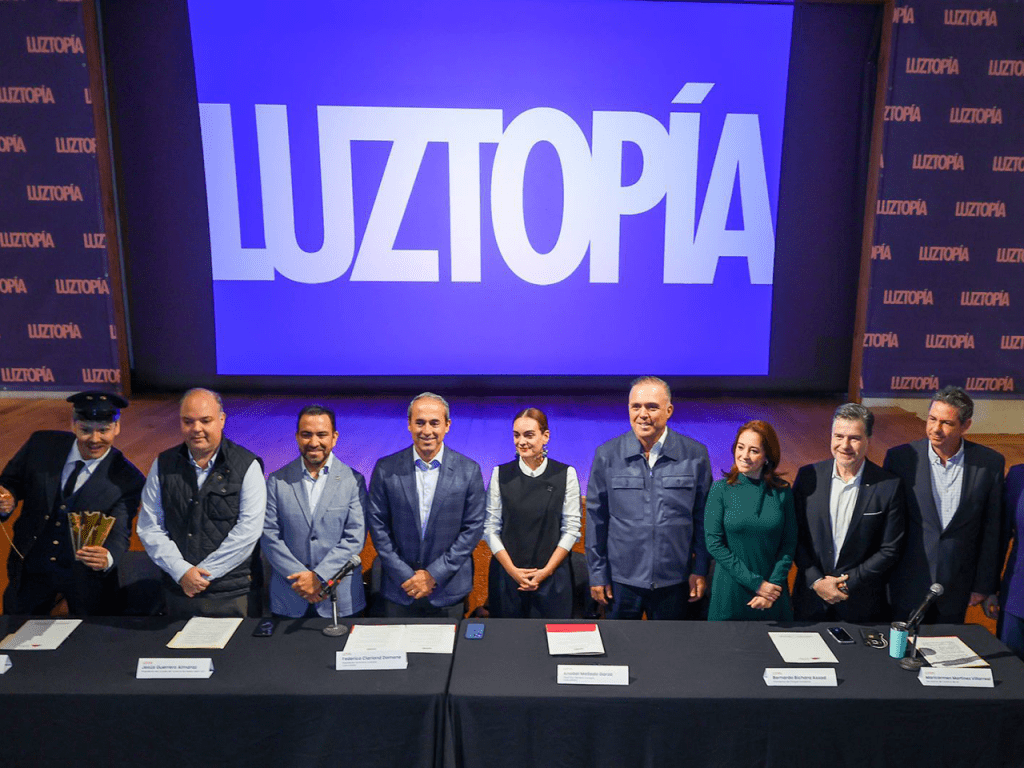 Nuevo León ilumina la temporada con Luztopía 2025 en el Parque&nbsp;Fundidora