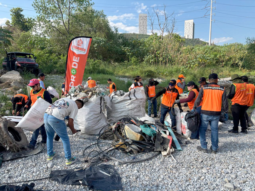 Suman “Leones en Acción” más de 27 toneladas de residuos del río Santa&nbsp;Catarina