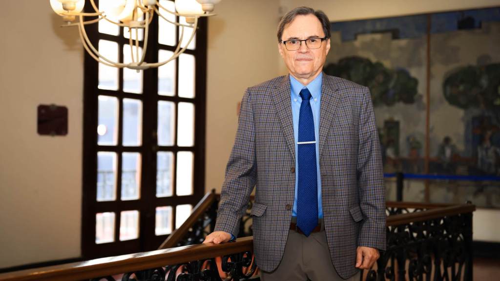 Entregará Universidad reconocimiento y medalla al mérito&nbsp;artístico