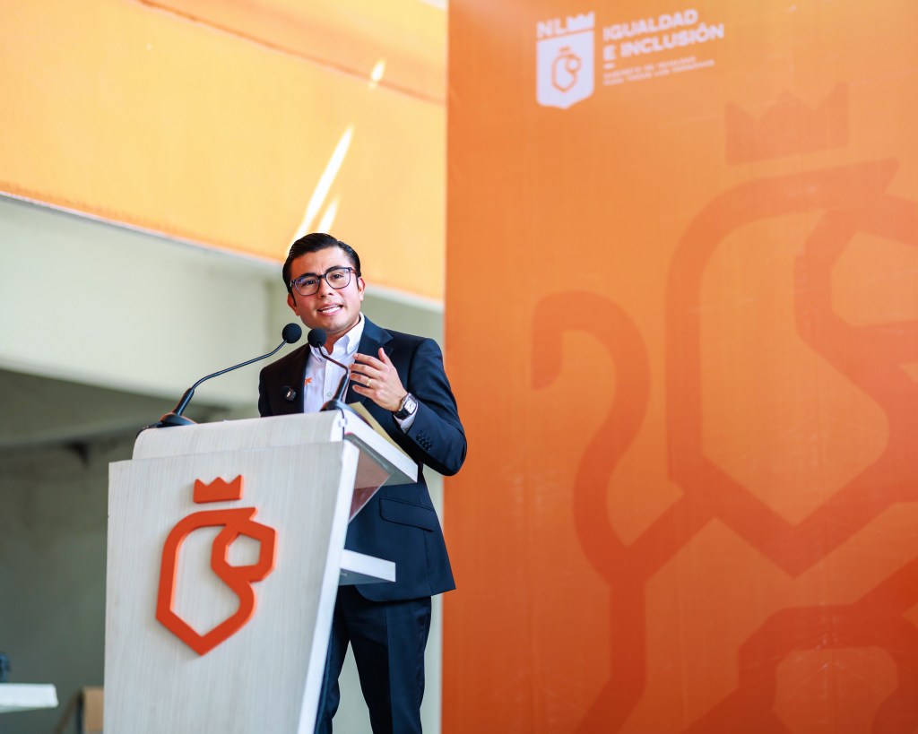 LLEVA FÉLIX ARRATIA AYUDAMOS A LAS MUJERES POR TODO NUEVO&nbsp;LEÓN