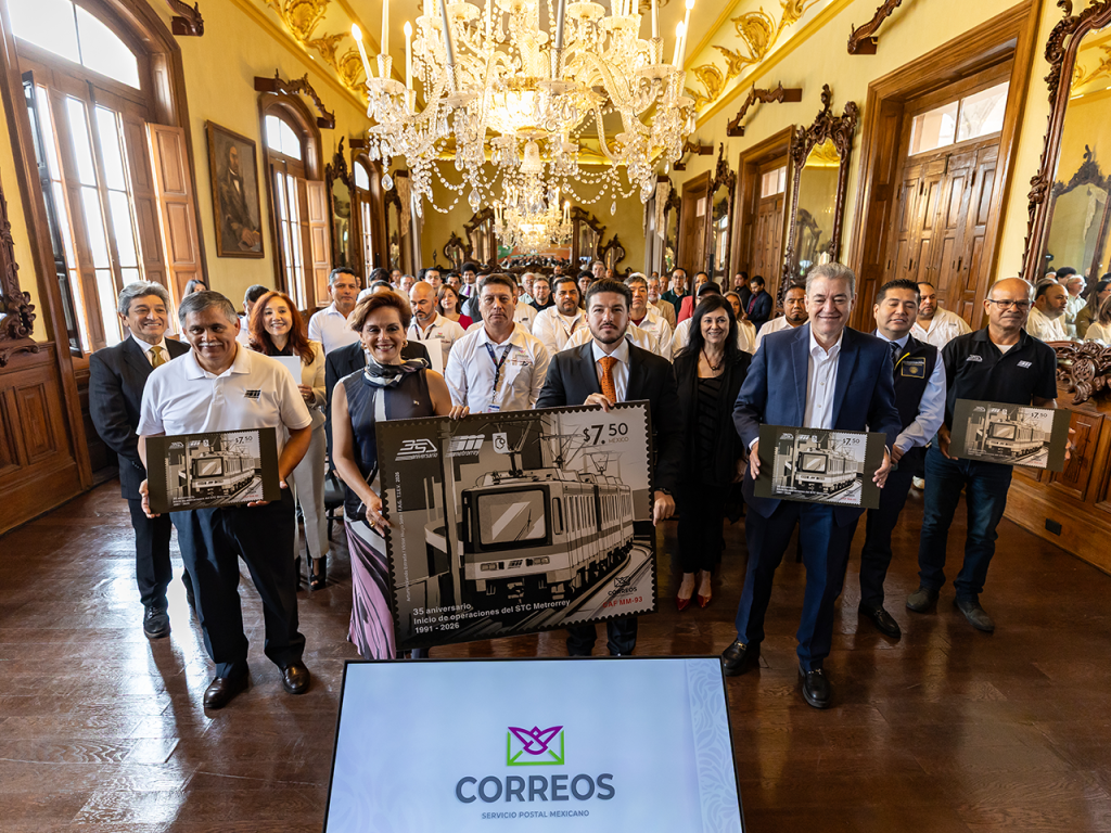 Conmemora Samuel García 35 años de la Línea 1 del Metro con la cancelación de estampilla&nbsp;postal